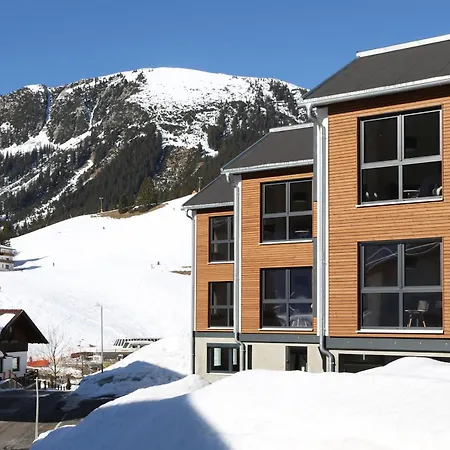 Daire Lehner Panorama Alpensuiten Berwang