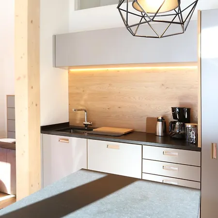 Lehner Panorama Alpensuiten Apartman Berwang